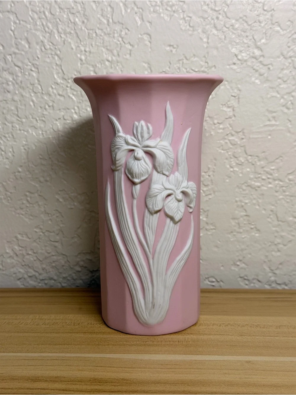 Vintage Japanese Ucago With Raised Iris Flower Ceramic Vase Excellent Condition